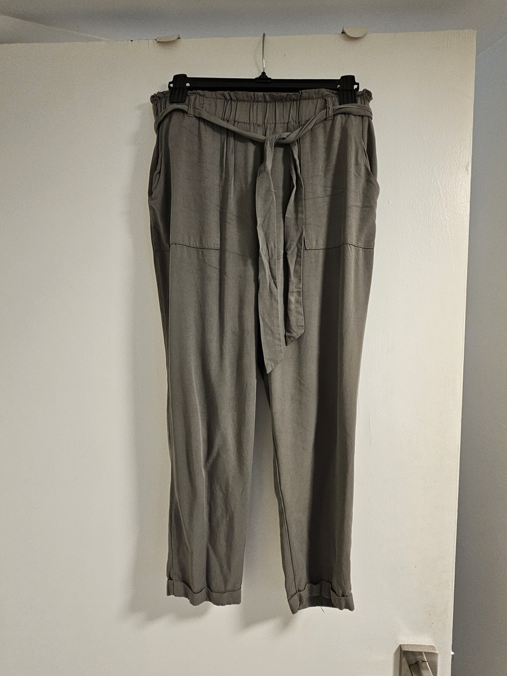 Shinestar Olive-Tone Casual Pants